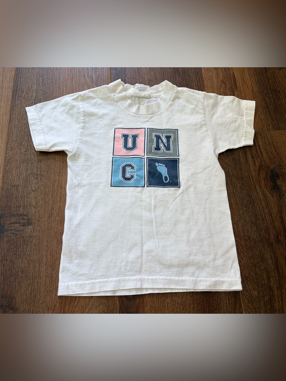 Vintage UNC tarheels shirt